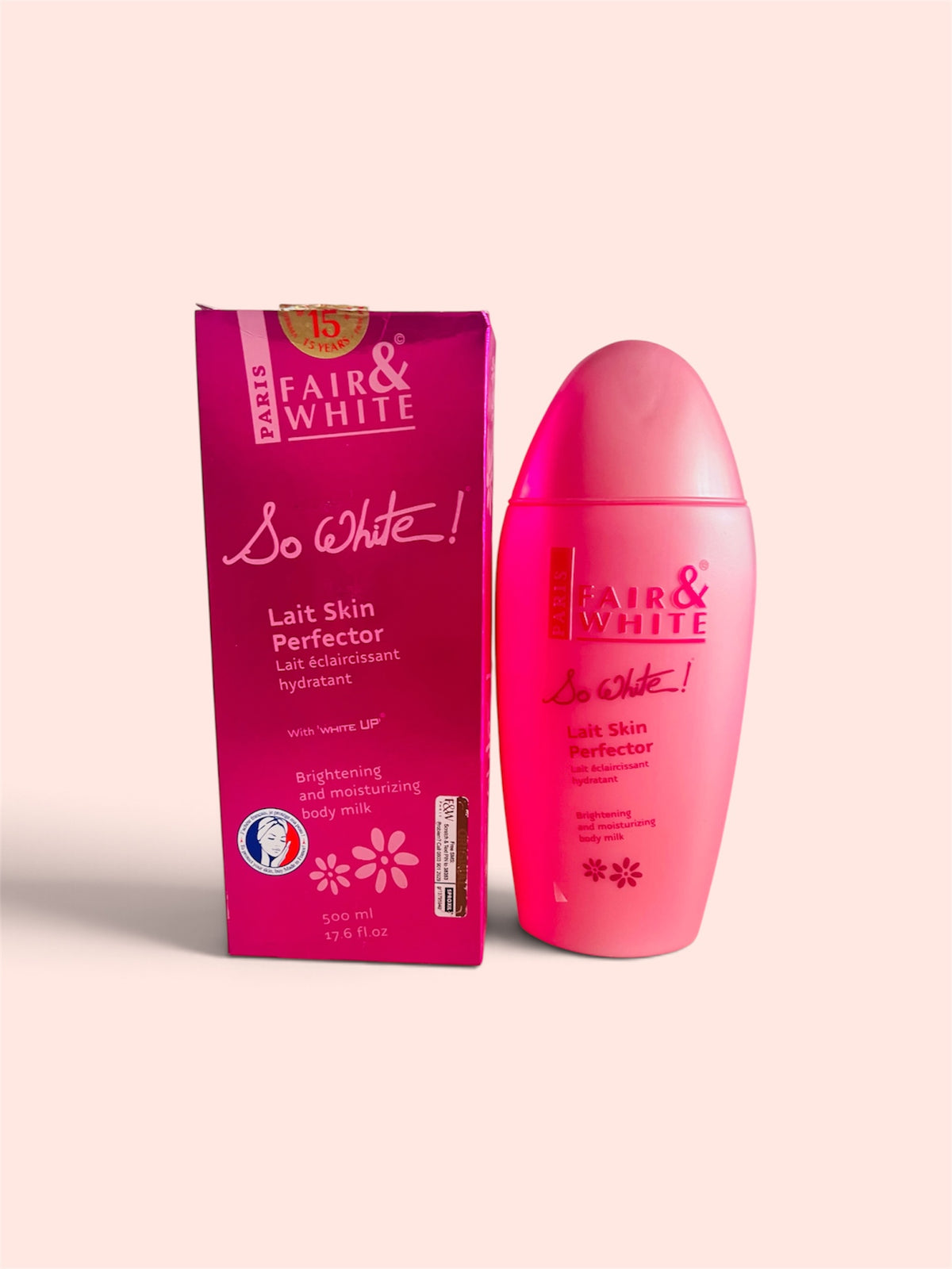 Fair & White Paris "So White!" Lait Skin Perfector (Brightening and Moisturizing Body Milk, 500 ml / 17.6 fl.oz)