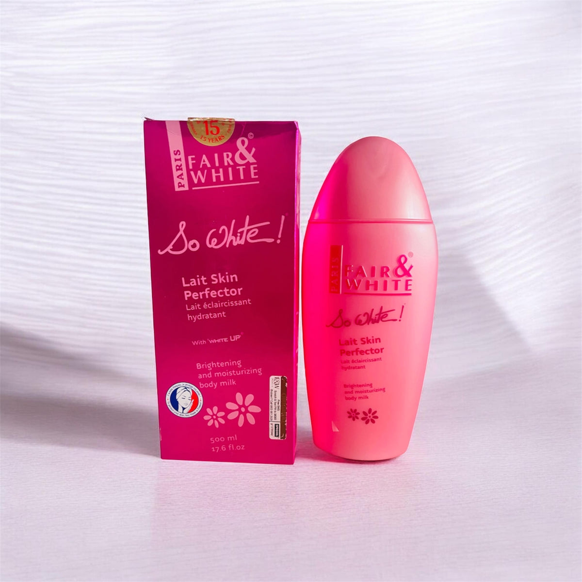 Fair & White Paris "So White!" Lait Skin Perfector (Brightening and Moisturizing Body Milk, 500 ml / 17.6 fl.oz)